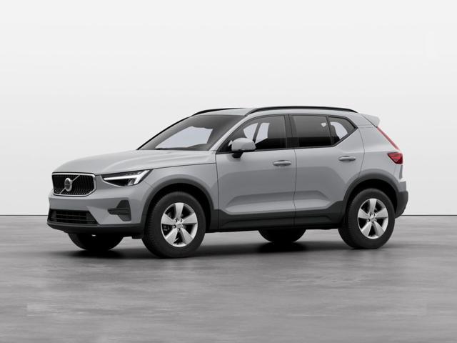 Acquista online VOLVO XC40