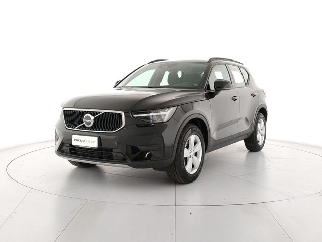 Acquista online VOLVO XC40