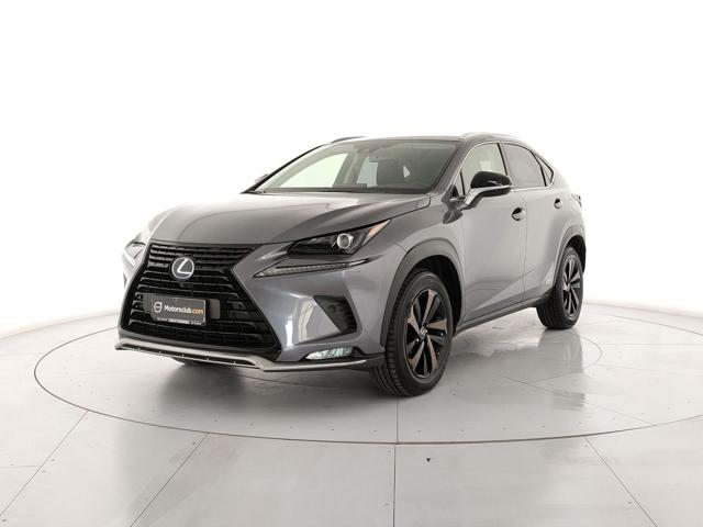 Acquista online LEXUS NX 300h