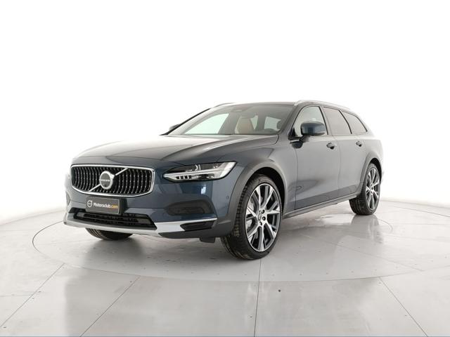 Acquista online VOLVO V90 Cross Country