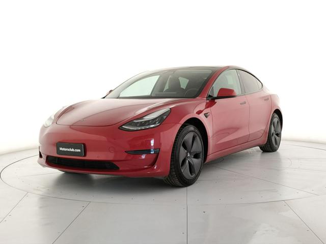Acquista online TESLA Model 3