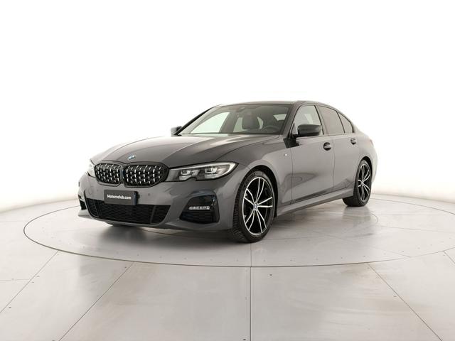 Acquista online BMW 320
