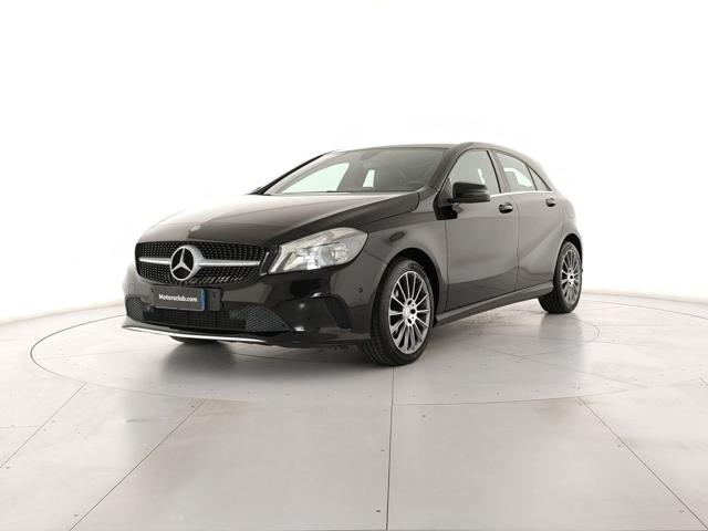 Acquista online MERCEDES-BENZ A 180